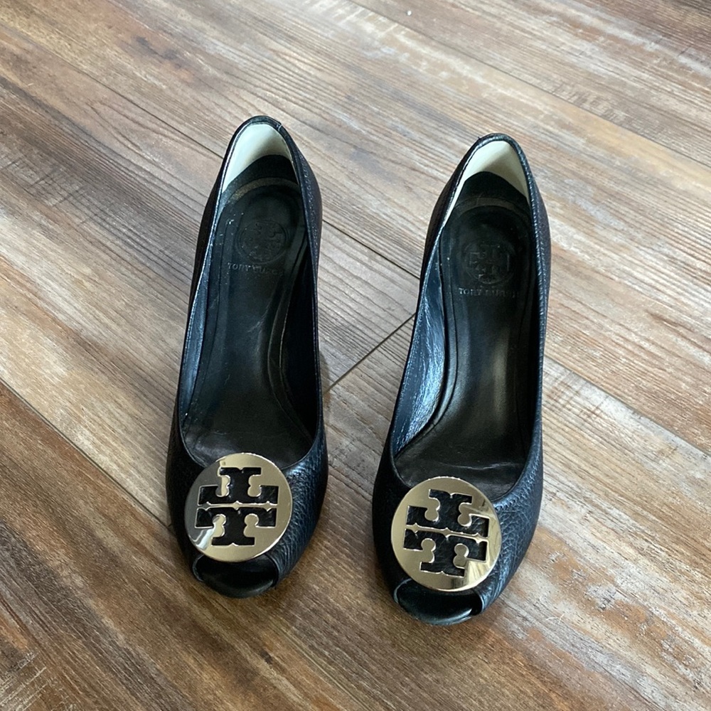 Tory Burch Wedges 8.5